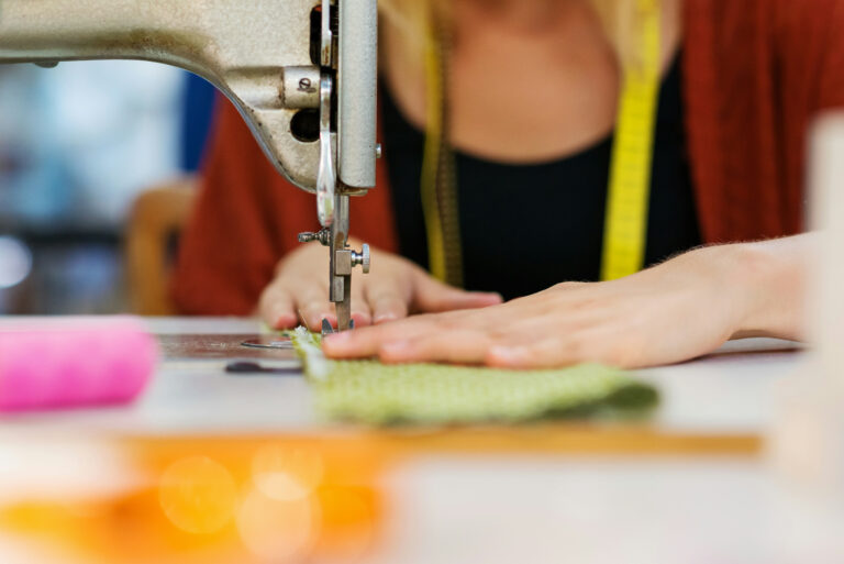 Buurt atelier meerwijk: naaien — lezing in Haarlem