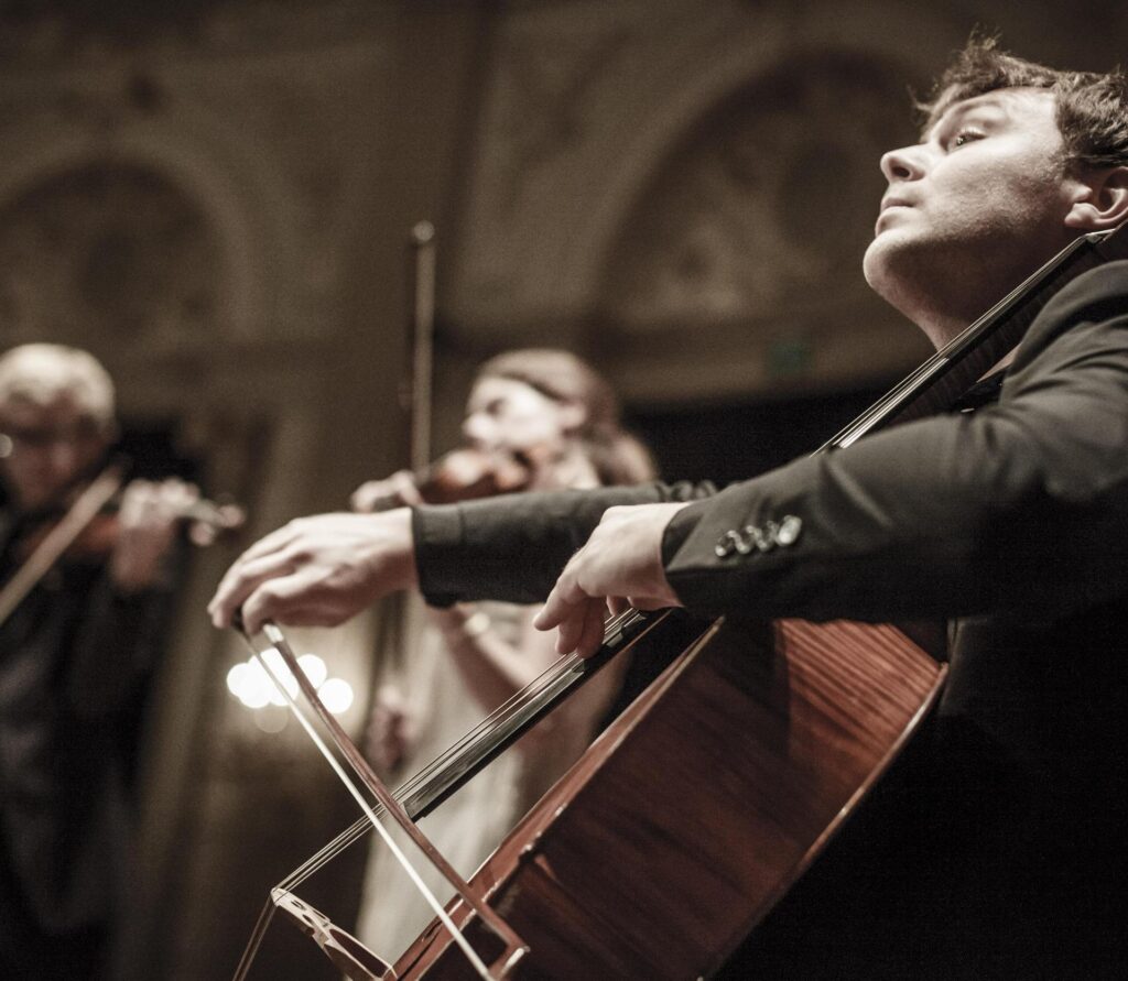 Camerata RCO & pianist Florian Verweij – Dvořák, Sjostakovitsj in Haarlem