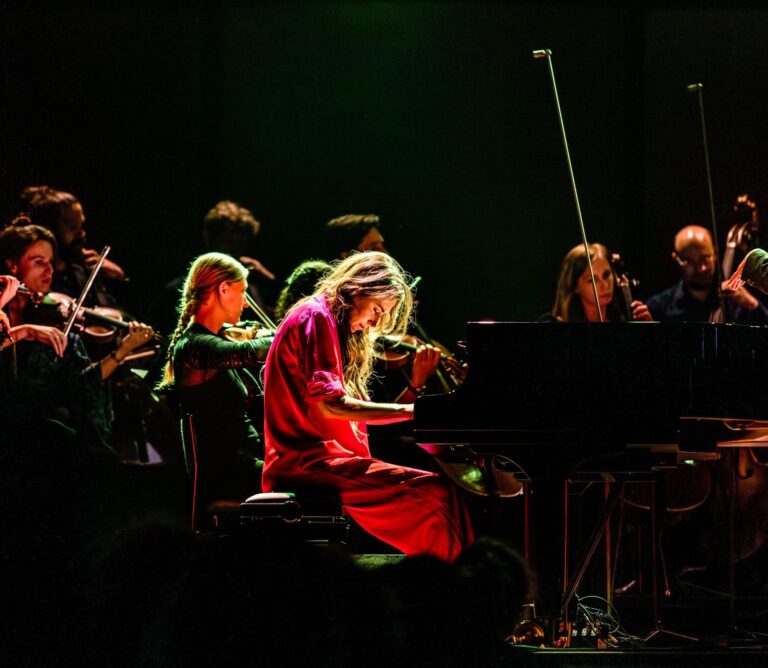 Iris Hond & Kamerata Zuid – Spelen Einaudi, Skrjabin, Rachmaninov | Reprise — Muziek in Haarlem