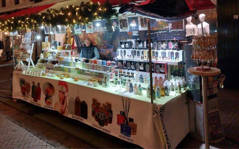 Kerstmarkt Haarlem Zijlstraat Haarlem — markt-eten in Haarlem